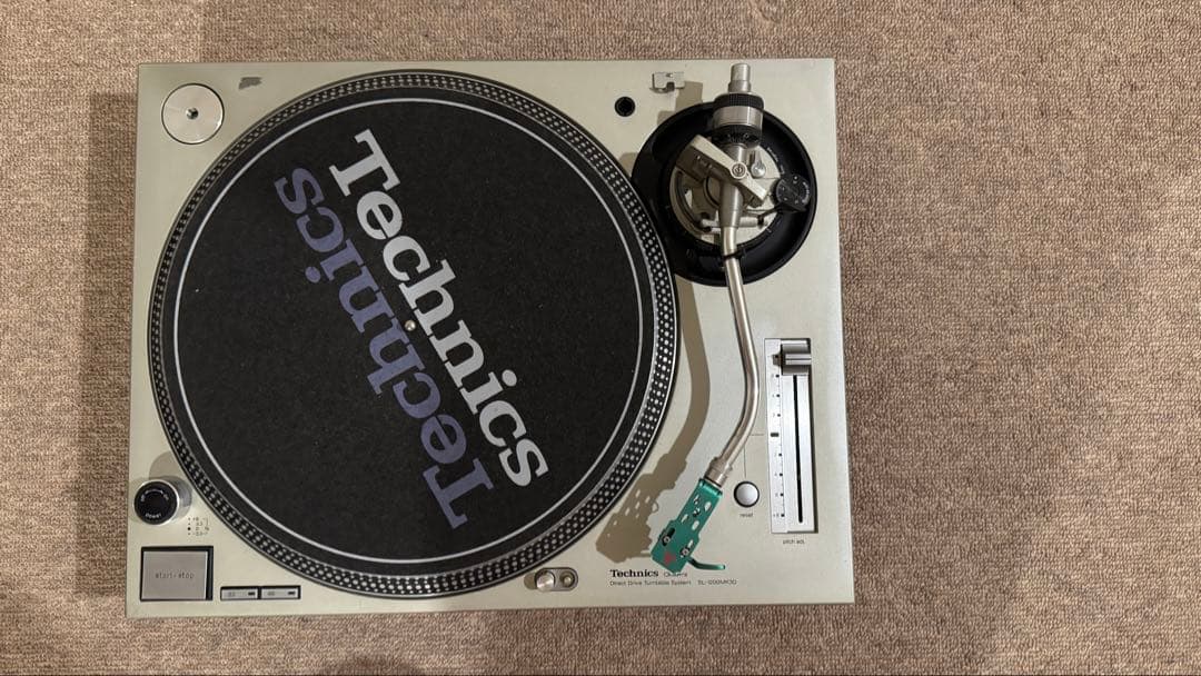 り*り様 Technics SL-1200MK3Dターンテーブル 起動、接続は確