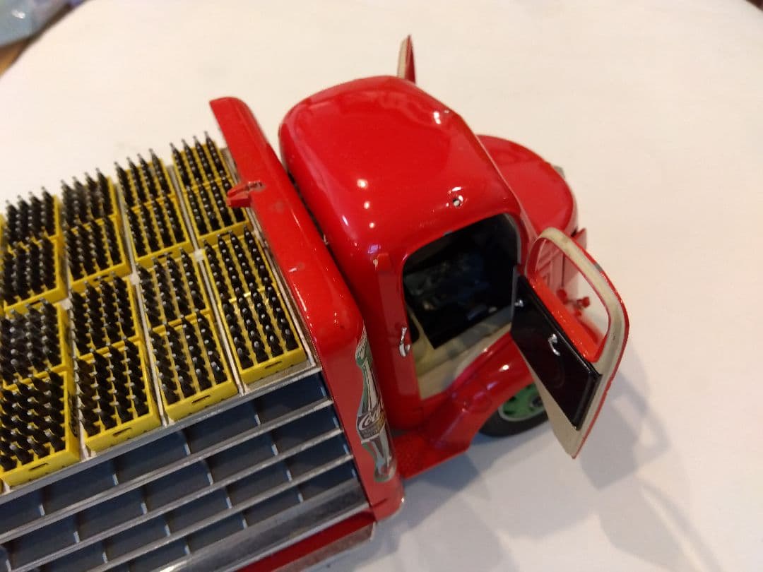 コカ・コーラ ボトル積載トラック（海外製）