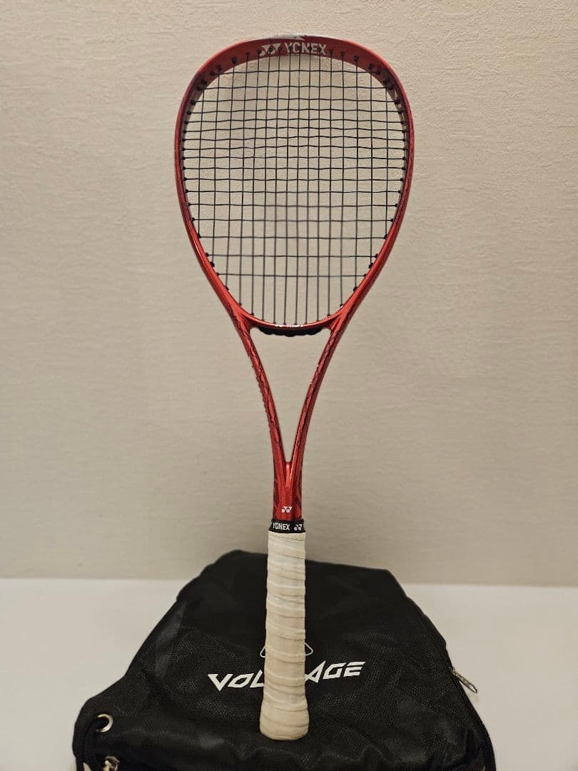 【24時間限定最終】ヨネックス VOLTRAGE ボルトレイジ 7V クレナイ