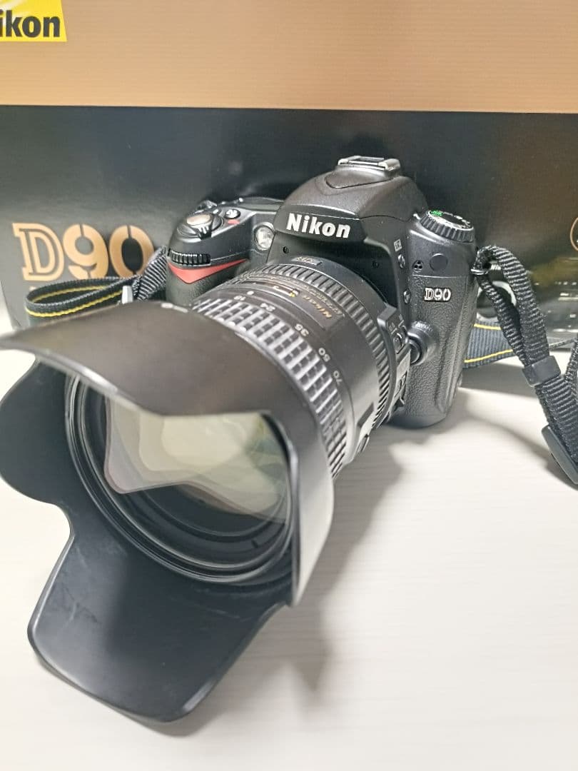 NIKON　D90 AF-S DX 18-200G ED VRⅡ レンズキット⚠