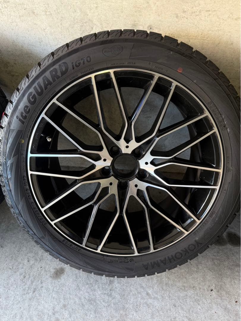 ヨコハマタイヤ　スタッドレス