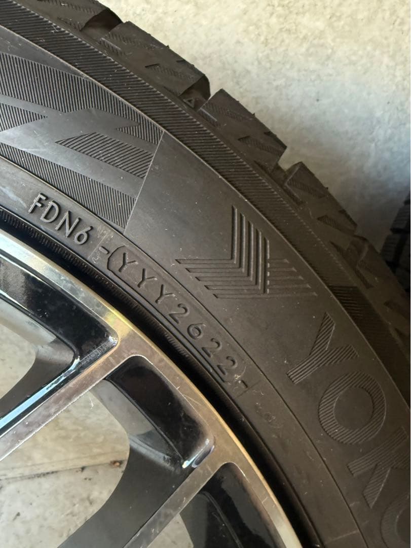 ヨコハマタイヤ　スタッドレス