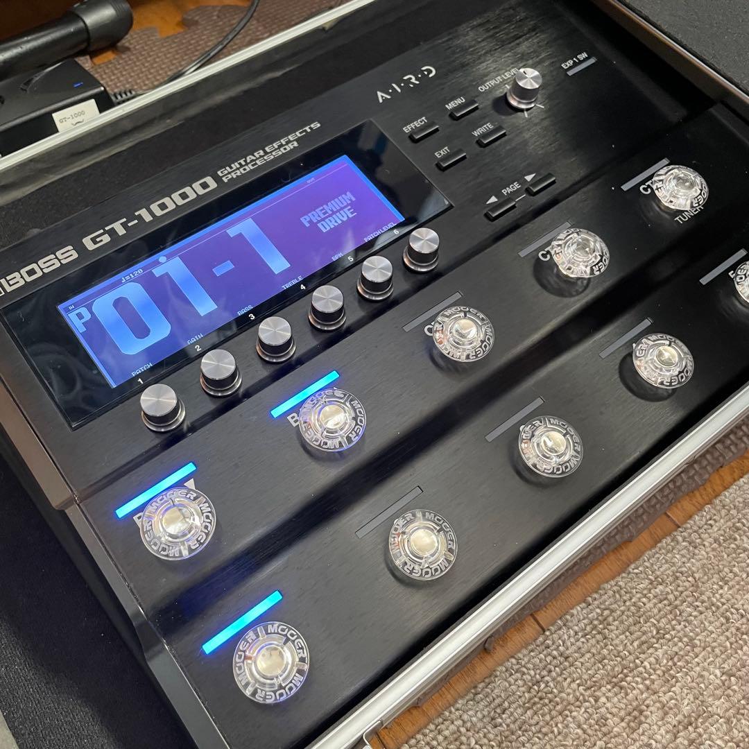 BOSS GT-1000 マルチエフェクター　ハードケース付き