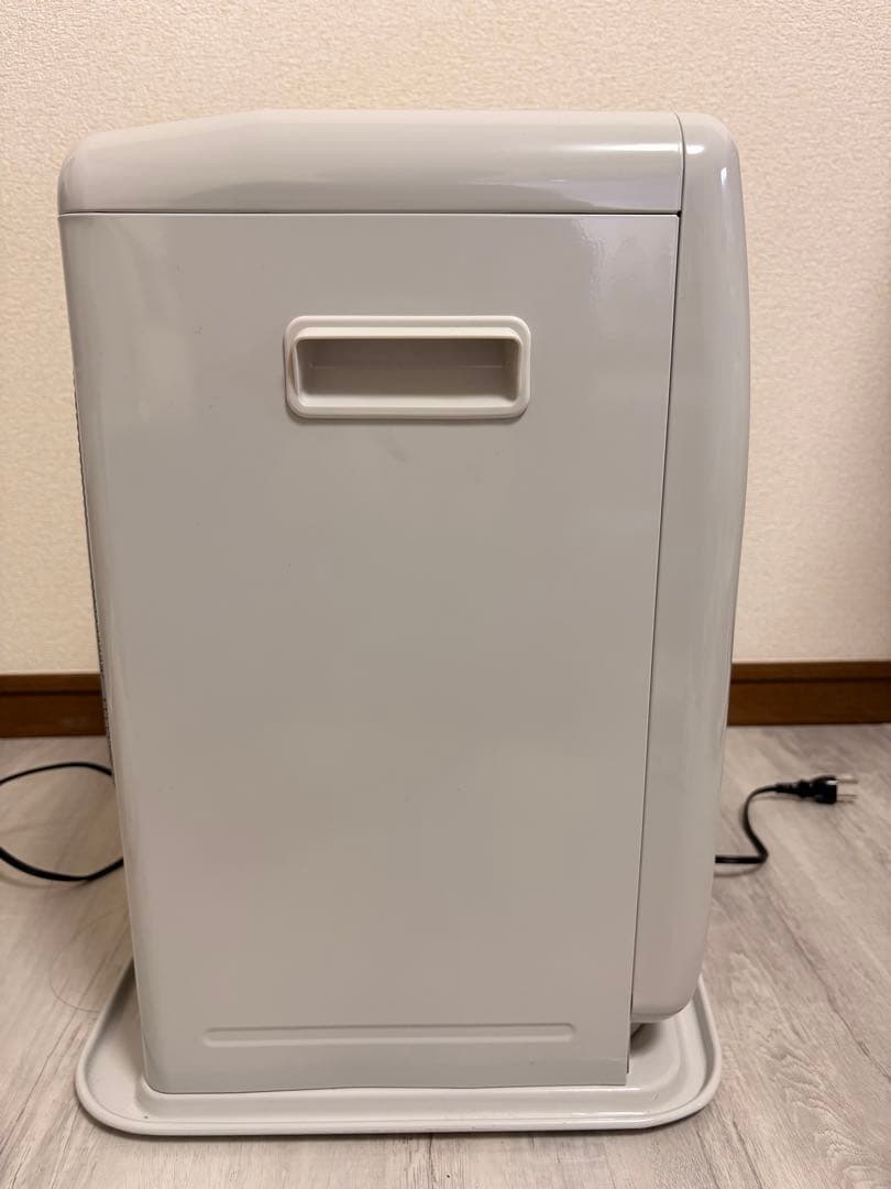 コロナ　コンパクト石油ファンヒーター