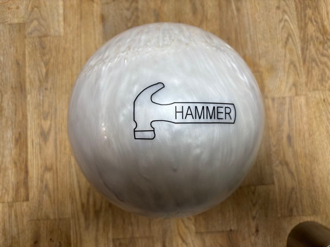 (中古)BLACK WIDOW SPARE ボウリングボール　約20球投　14p