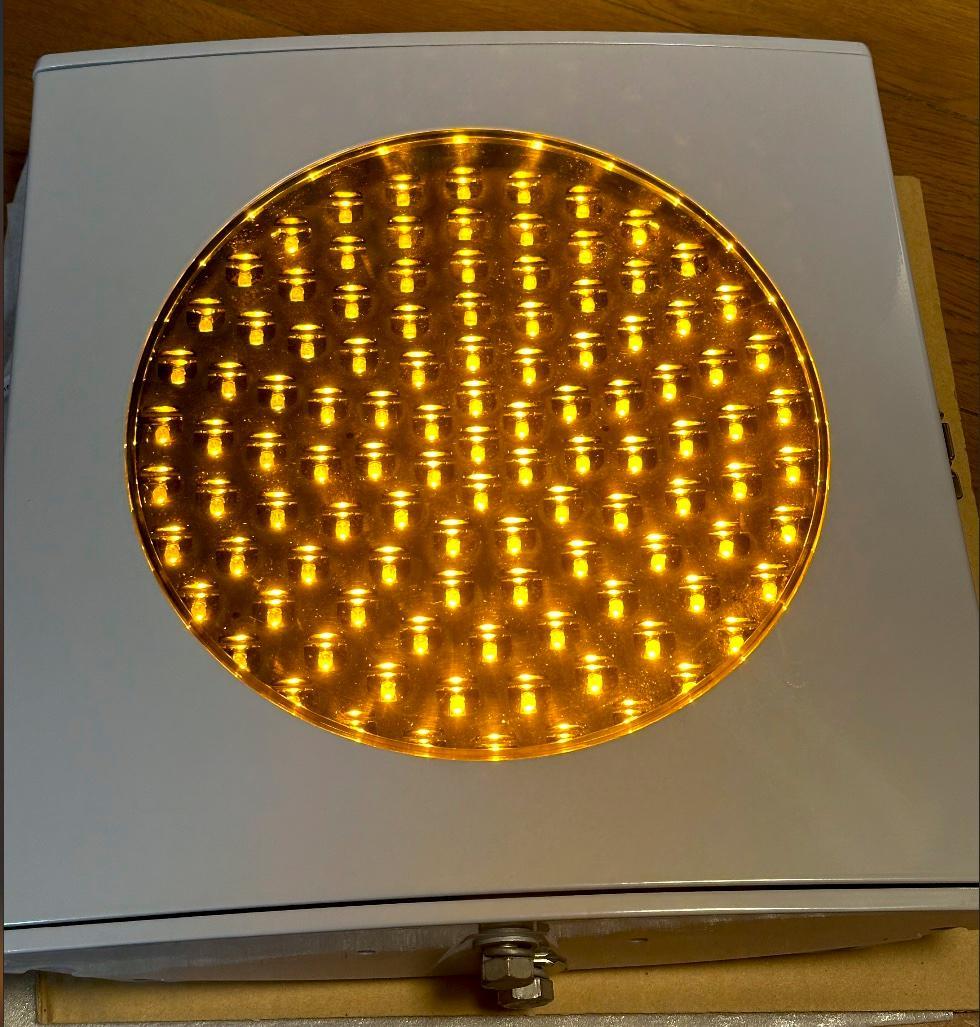 LED 信号電材 車両用信号灯器 青矢印　黄ユニット　未使用品