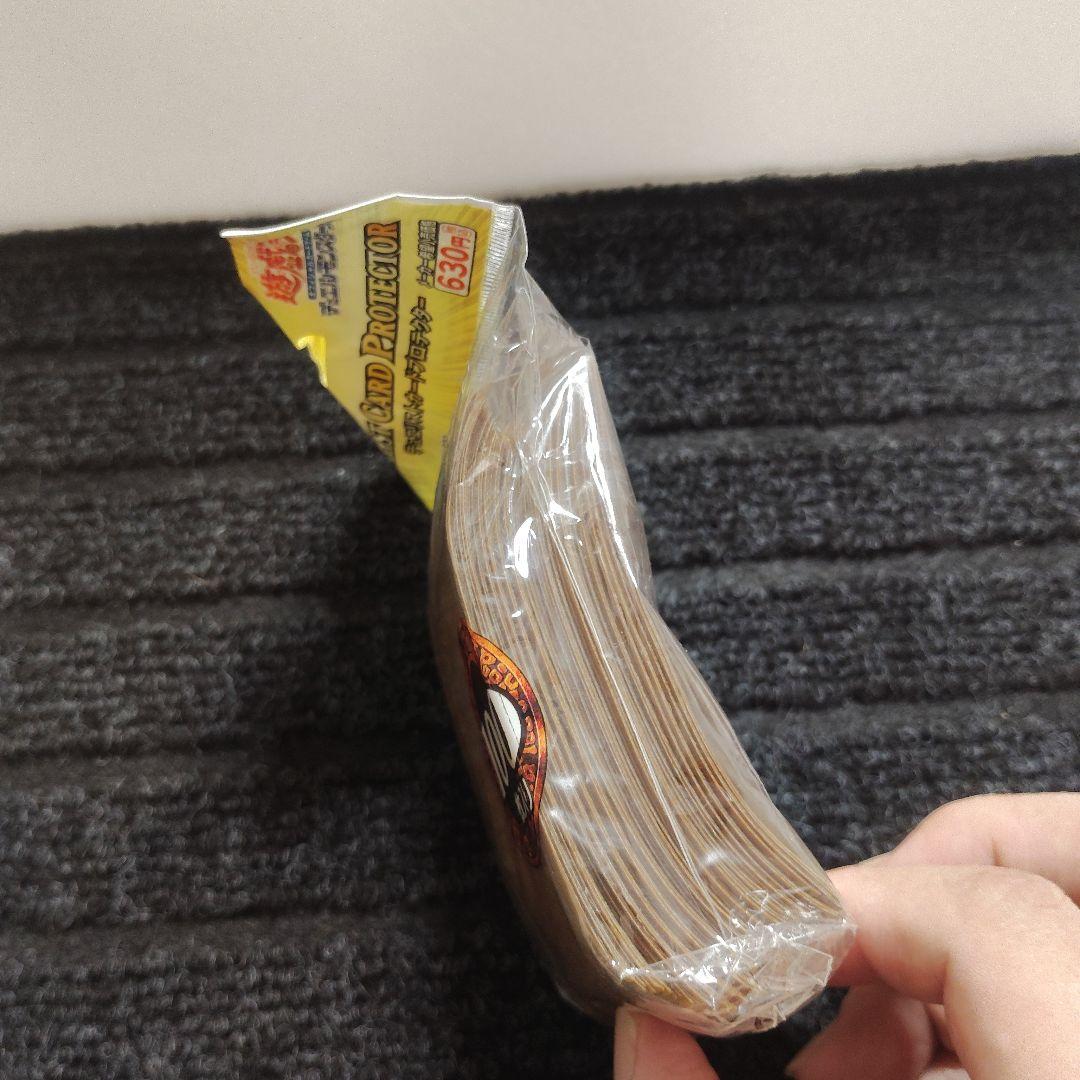 遊戯王　カードスリーブ　ラーイエロー 未開封新品