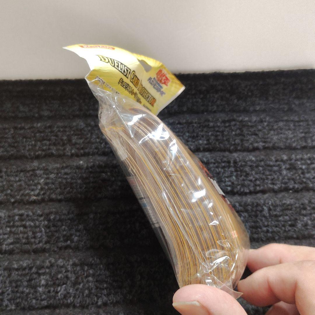 遊戯王　カードスリーブ　ラーイエロー 未開封新品