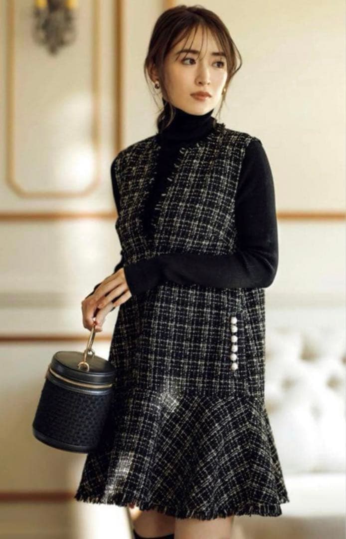 新品タグ付きApuweiser-riche ツイードペプラムミニワンピース