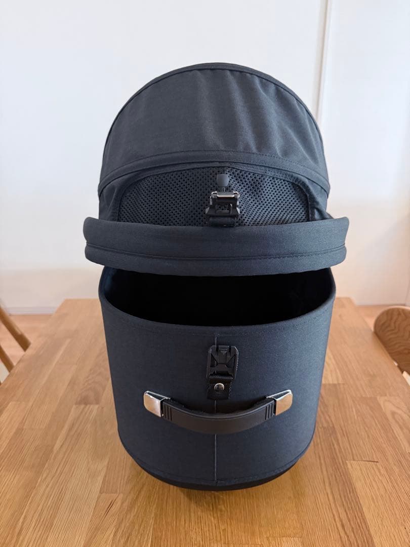 【新品未使用】【美品】エアバギー ドーム3 ラージ　ブレーキモデル　ペットカート