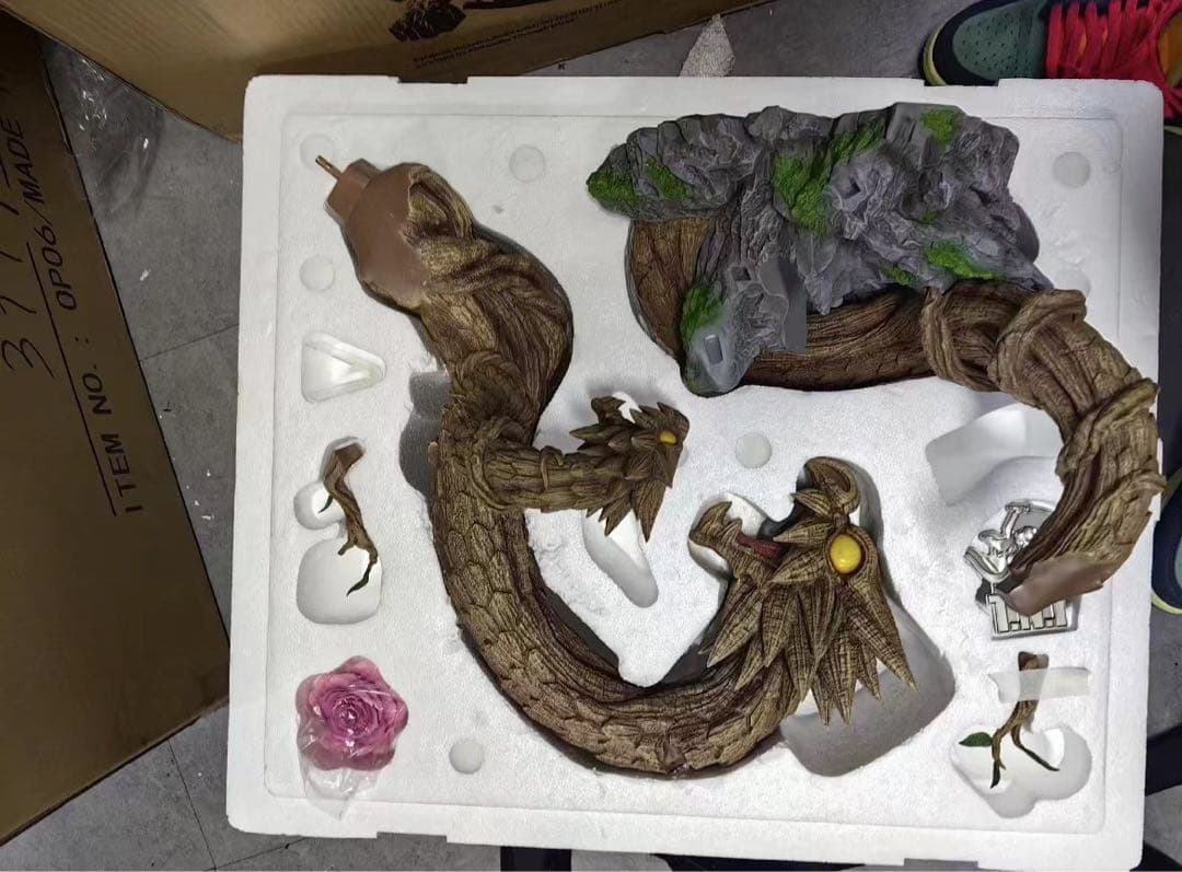 鬼滅の刃 TNT -STUDIO 甘露寺蜜璃 恋柱 フィギュア