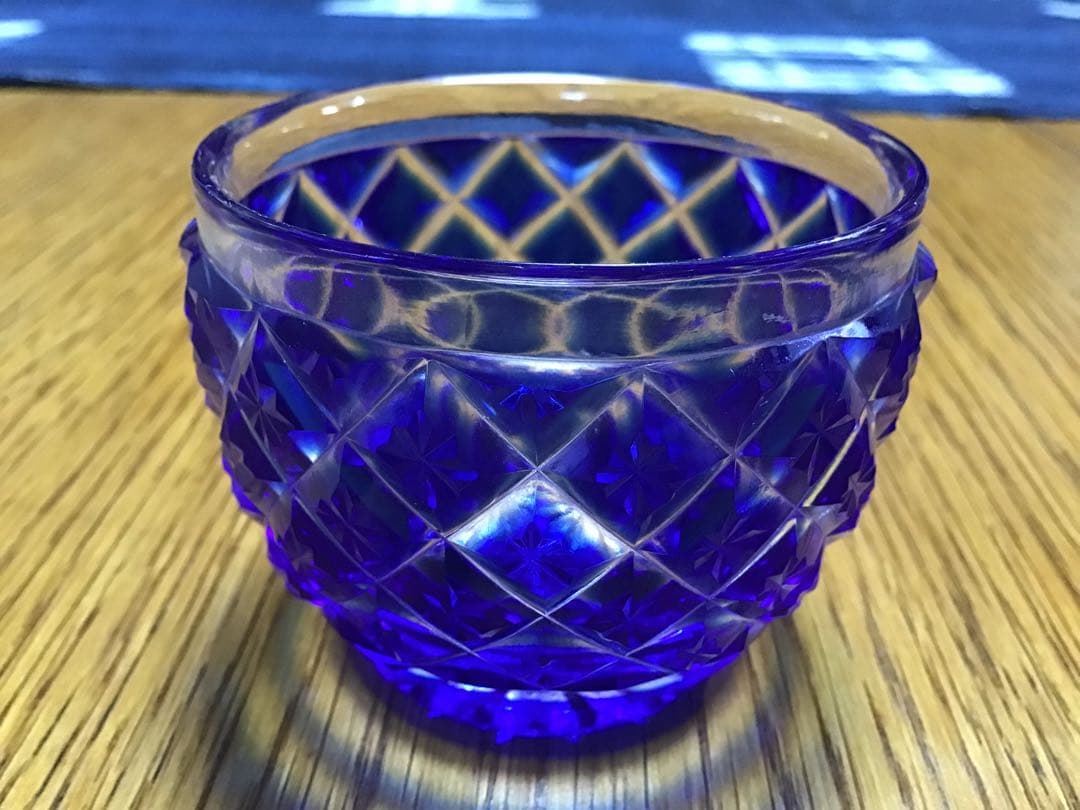 薩摩切子　猪口　青と銅赤　2個セット　薩摩ガラス工芸の刻印あり