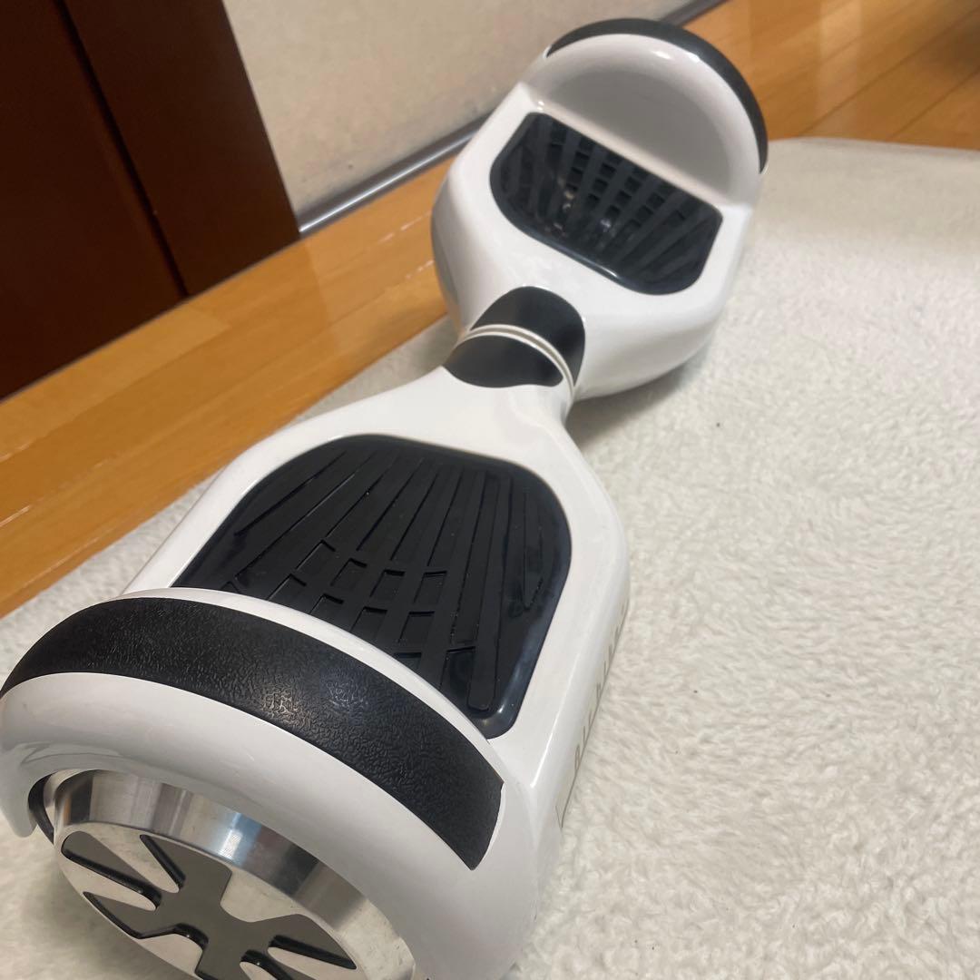 けんちゃん　セグウェイ　電動スケボー ホワイト 充電器・専用バッグ付き