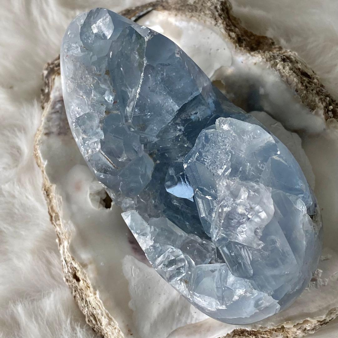 【 天然石 セレスタイト 原石　天青石　クラスター 】