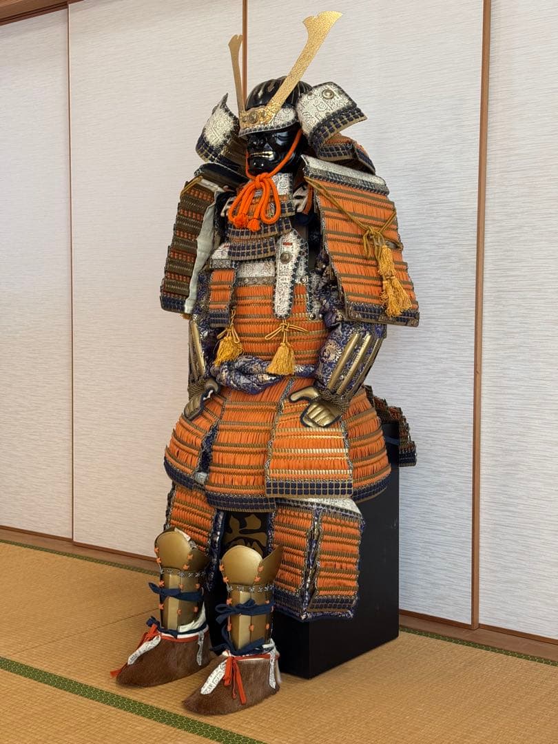 等身大　本小札大鎧緋糸　胴丸　甲冑　五月人形