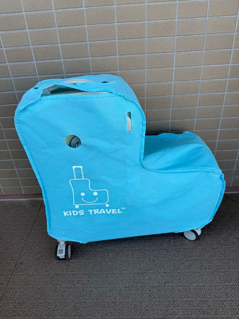 [キッズトラベル] 【子連れ旅行に革命 折りたたみタイプ子が乗れるキャリーケース