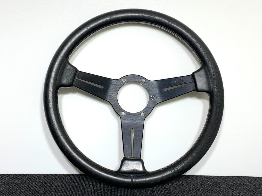 送料無料・即日発送 NARDI ナルディ クラシック 正規 ステアリング