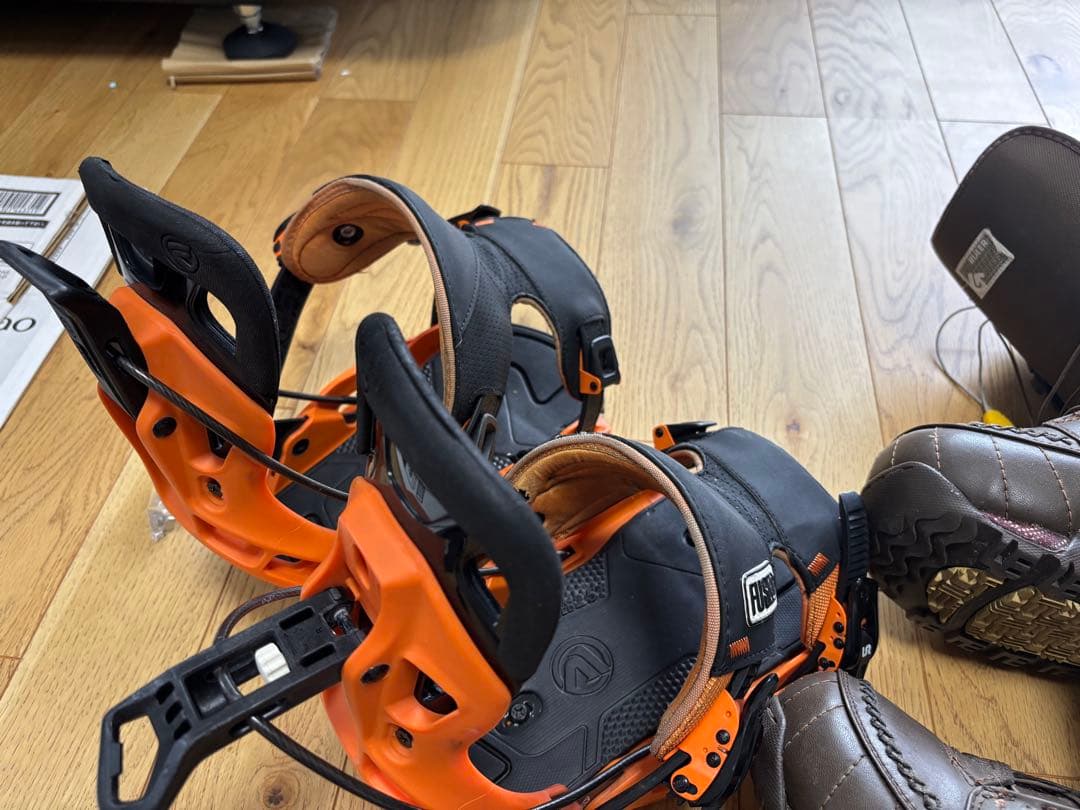 スノーボード FLOW FUSE AT