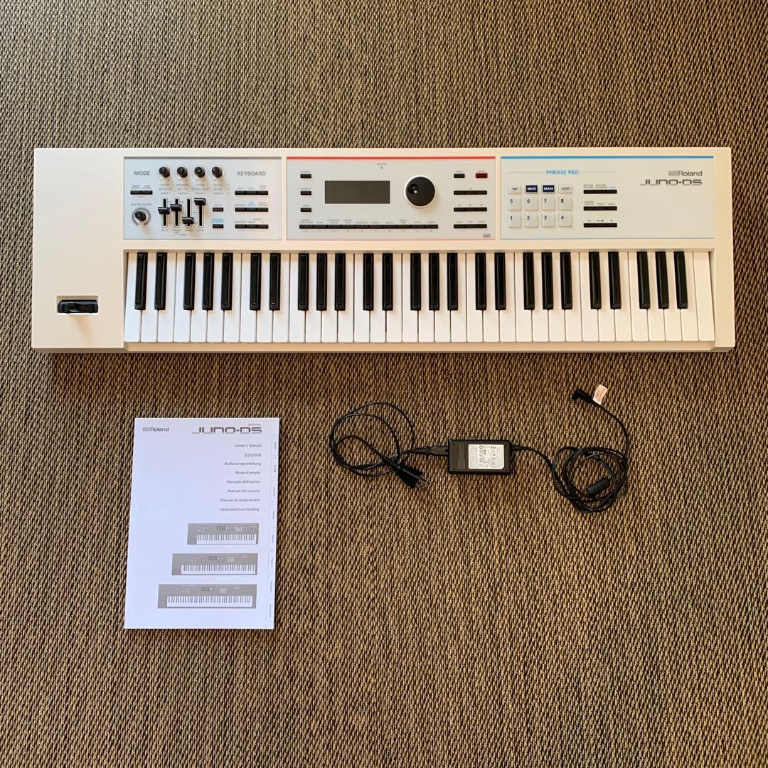 鍵盤楽器 Roland JUNO-DS61 W