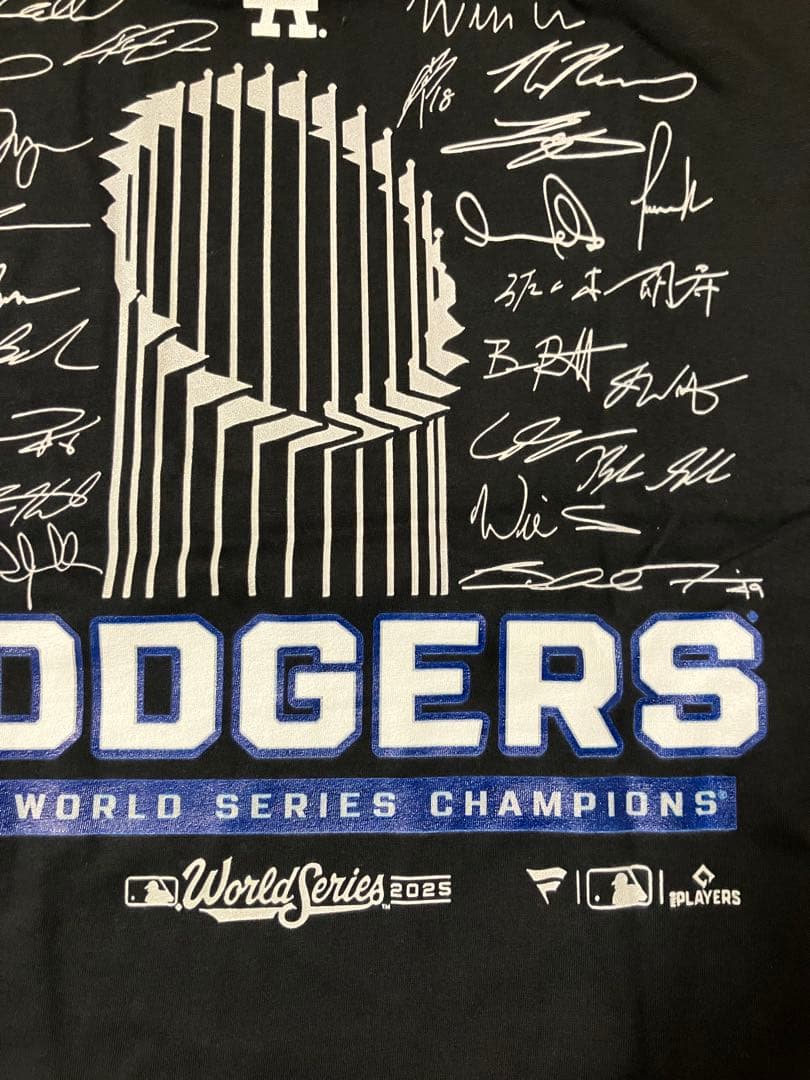 ドジャース 2025優勝記念& 村上隆×ドジャース 優勝Tシャツ 2セット