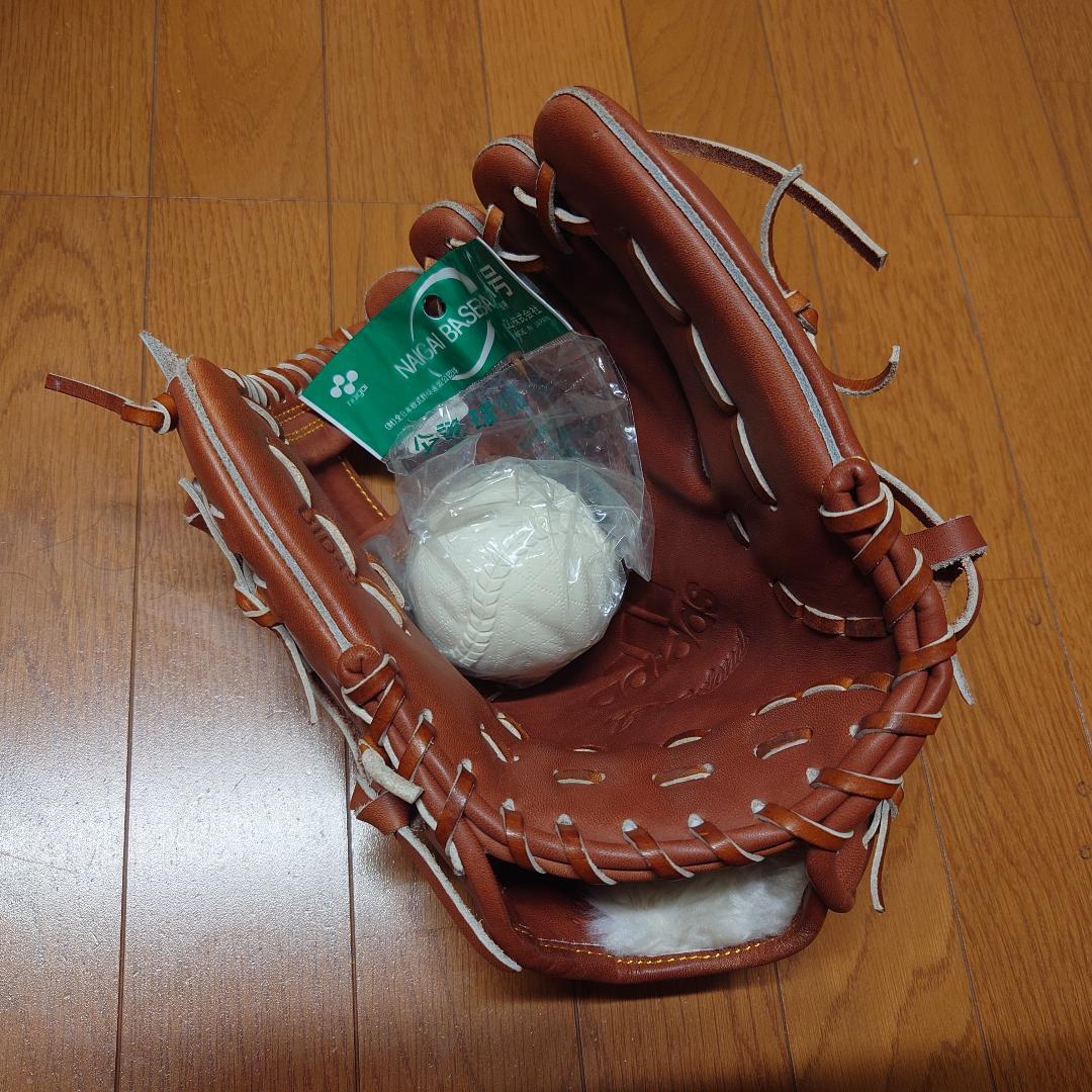 アディダス　軟式野球グローブ