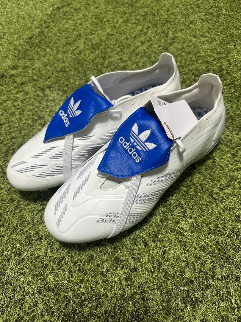 adidas サッカーシューズ スパイク ホワイト