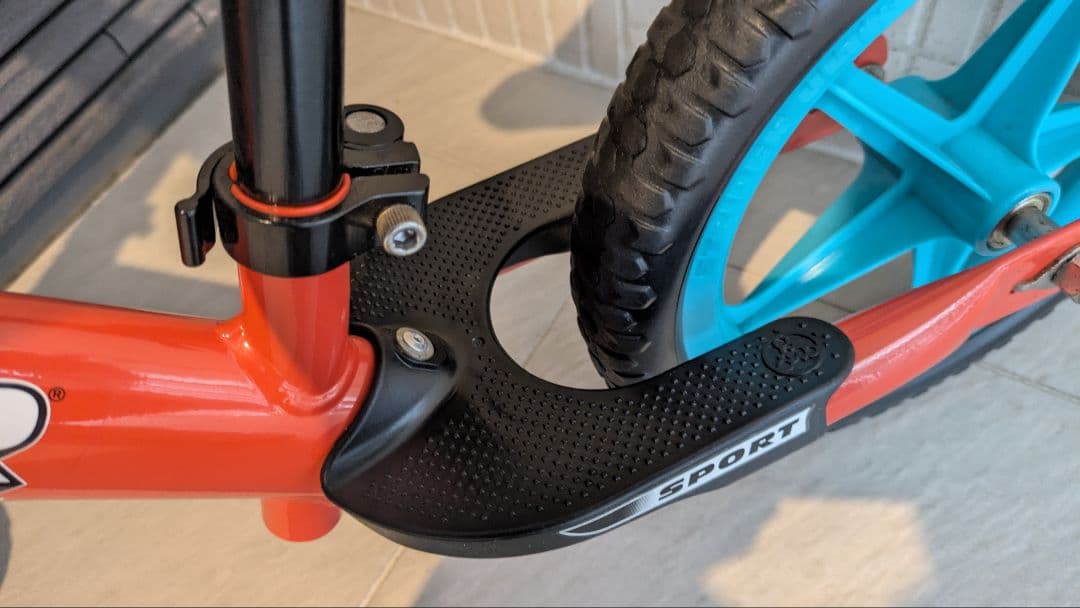 【美品】ストライダー　スポーツモデル　ピンク　12インチ　ムラサキスポーツ限定色