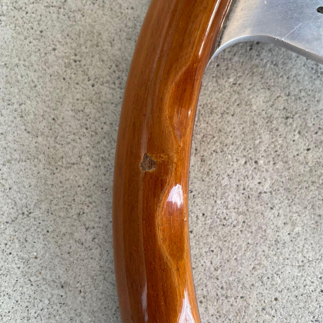 ナルディ　ウッドステアリング　直径約35.5cm ボス付き(品番OT-163)