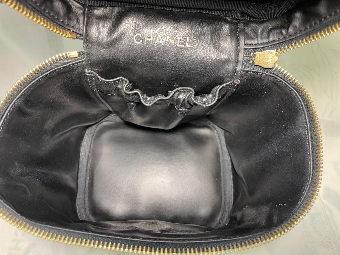 CHANEL　シャネル キャビアスキン ココマーク バニティ ヴァニティ　92