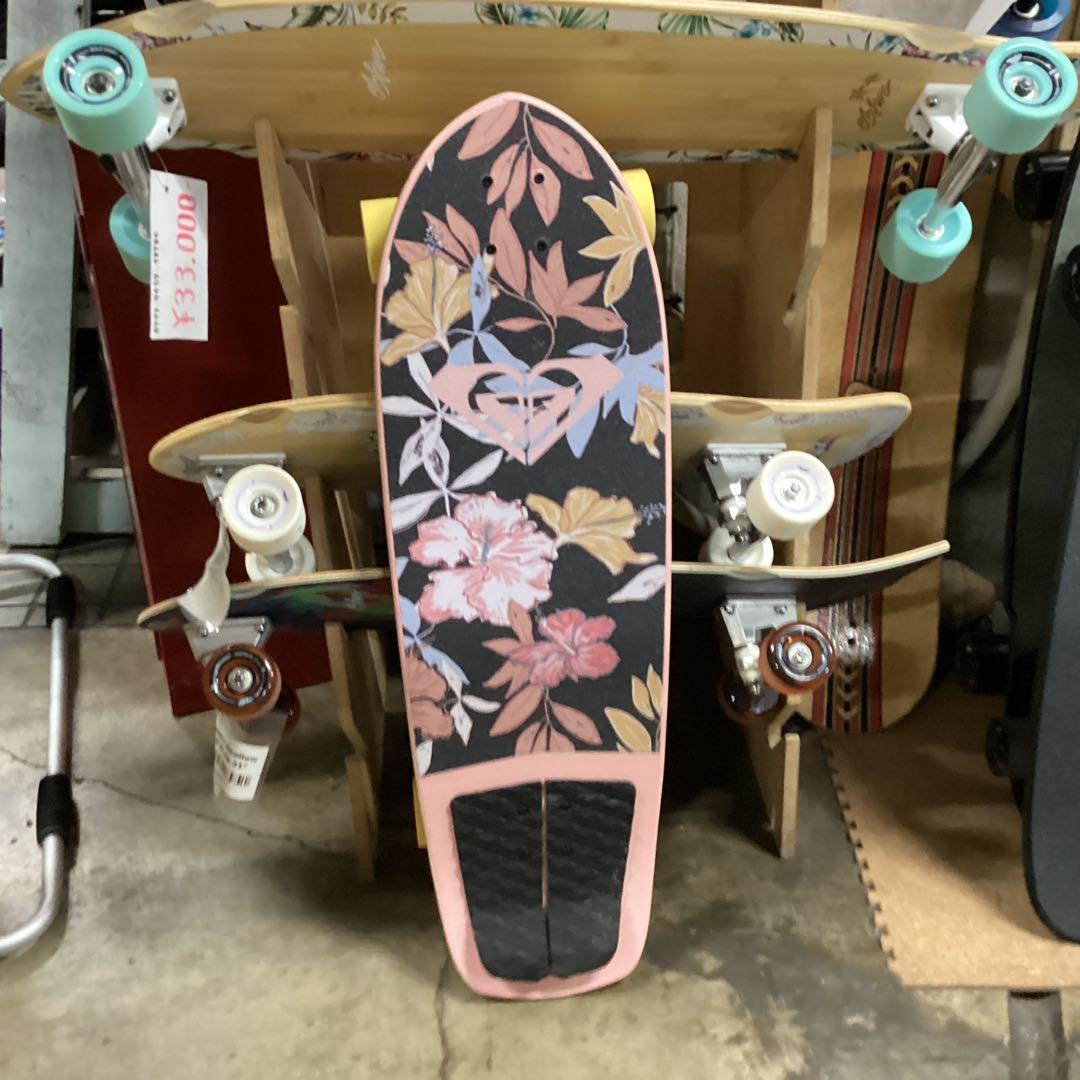 新品格安女の子に大人気オシャレなロキシーサーフスケート33.8インチ花柄xピンク