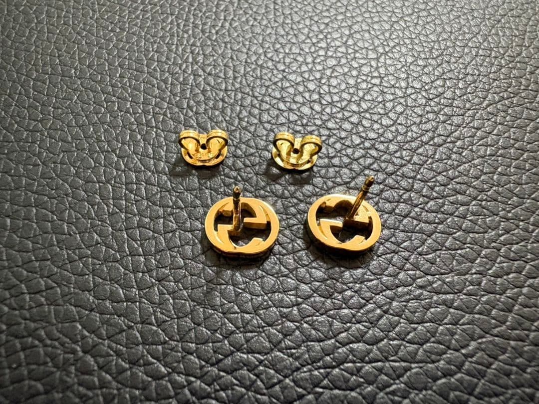 GUCCI ゴールド Gロゴ ピアス　18金