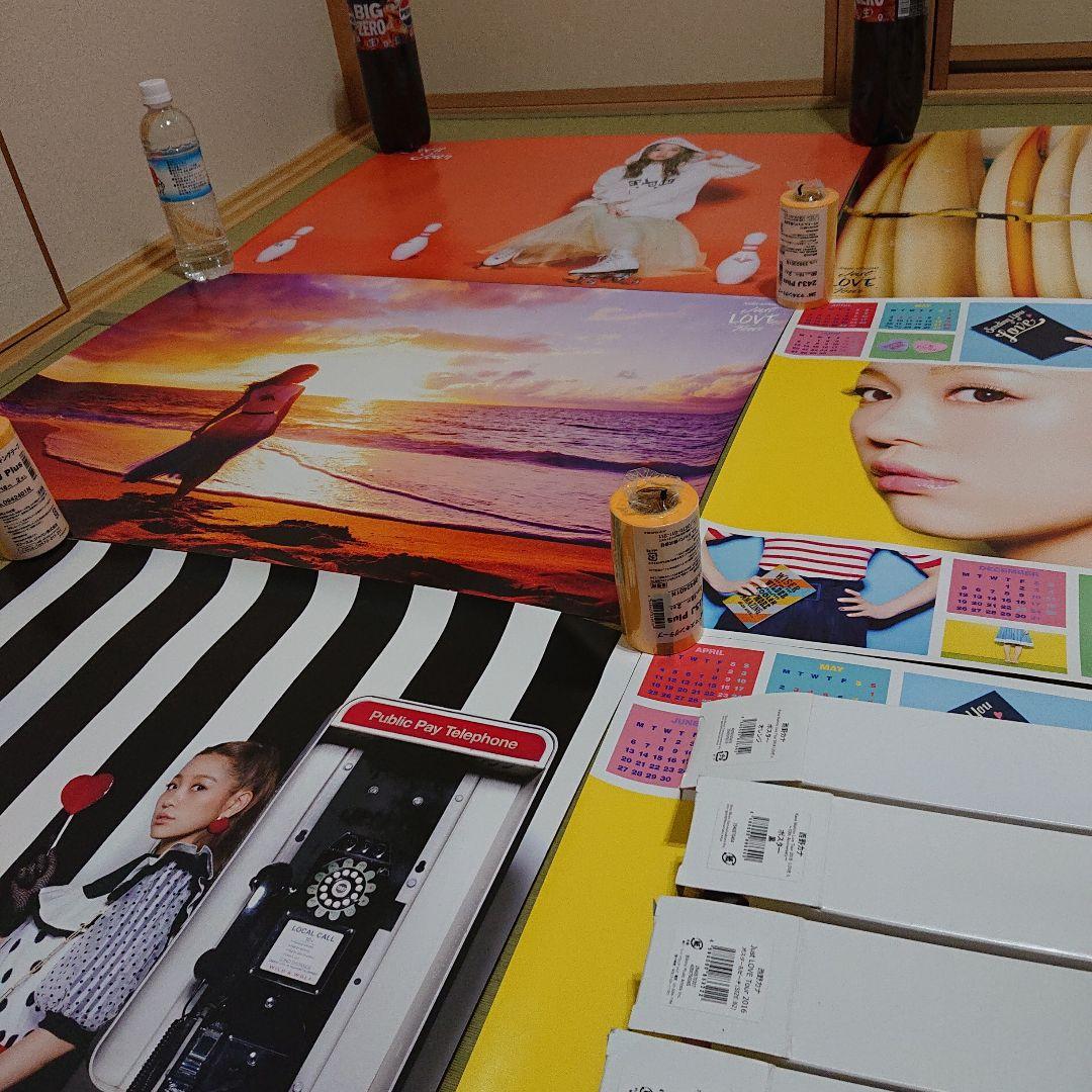 西野カナ　ポスター　6枚セット(専用ケース付き)　B2サイズ