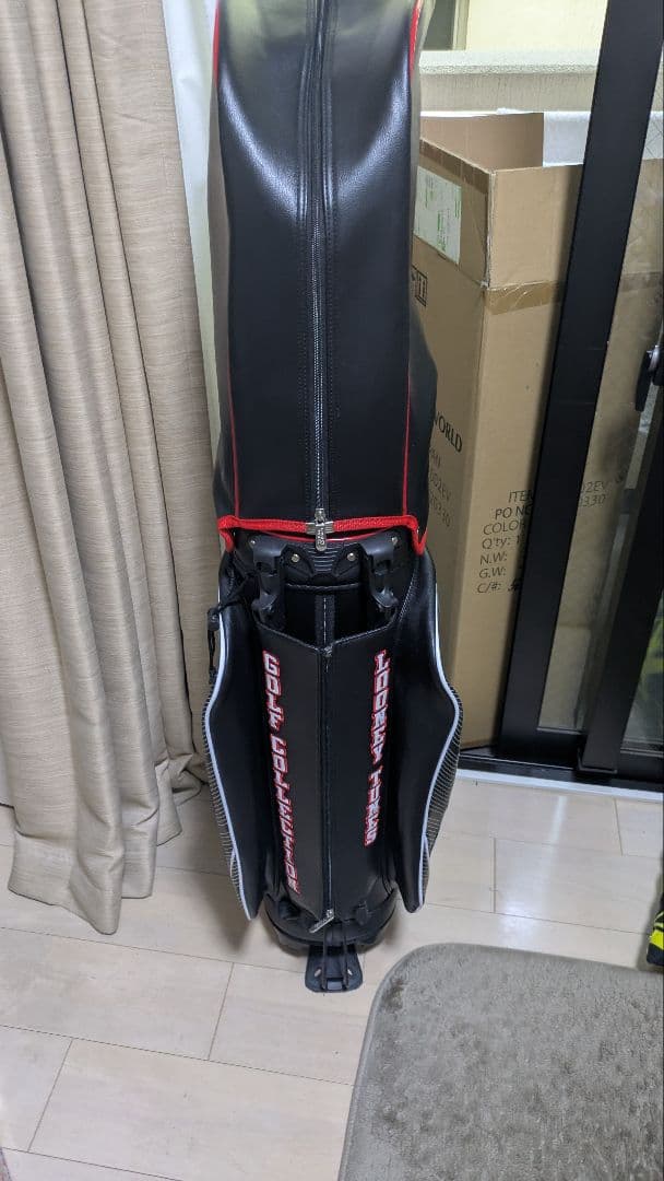 (最終値下げ)ルーニーテューンズとのコラボキャディバッグ