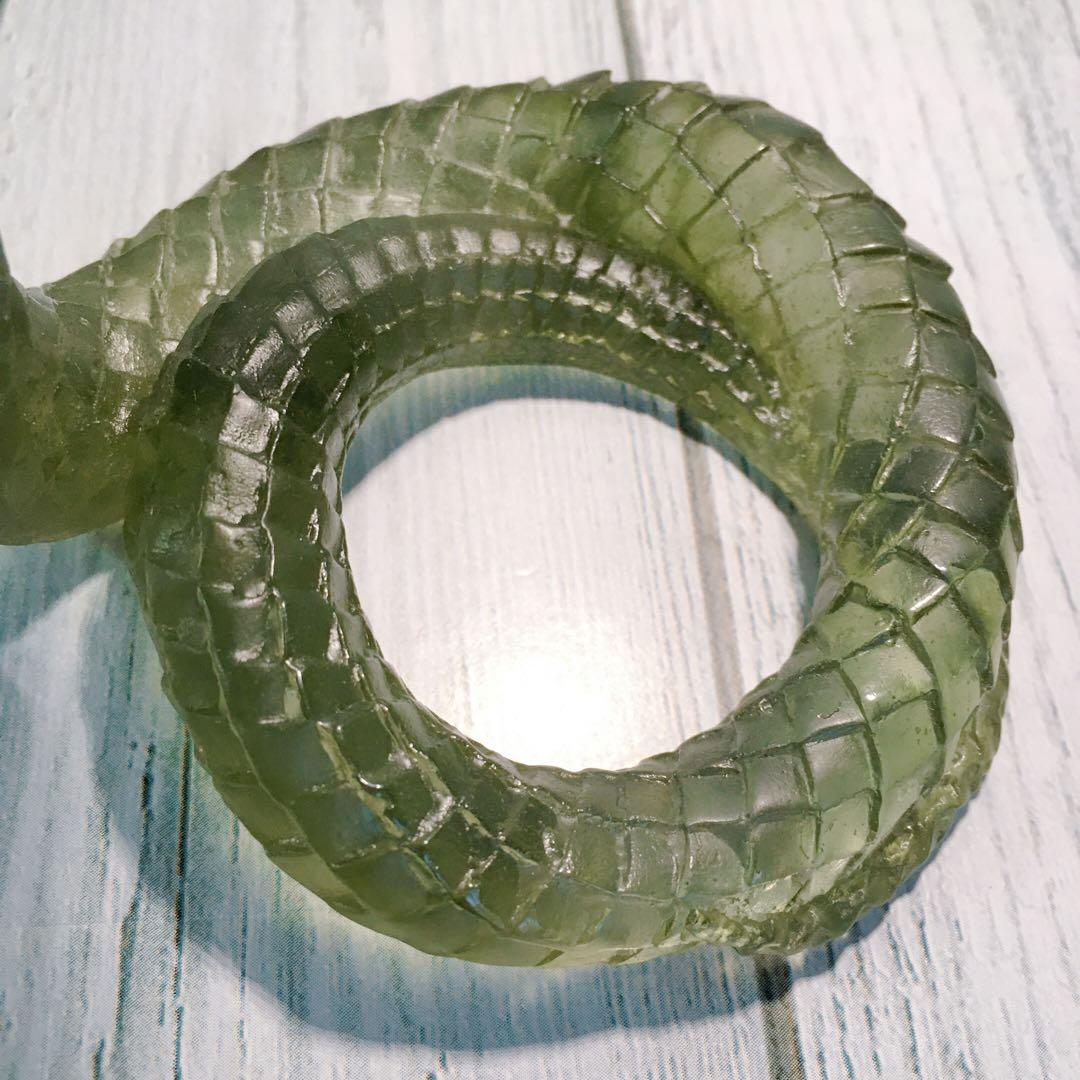 コブラ　緑　ドームフランス　ドーム　ナンシー　エミール・ガレ　蛇　クリスタル