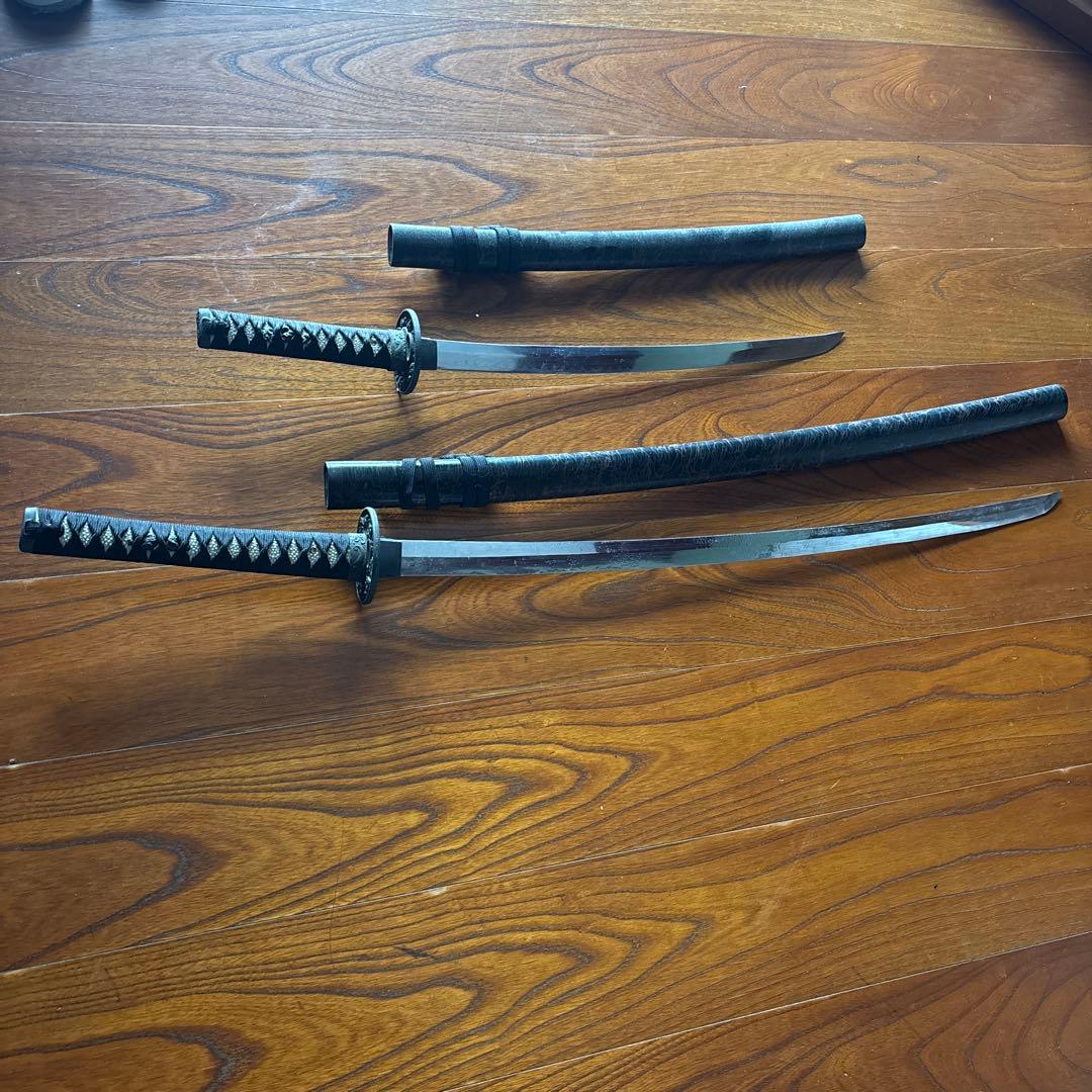 正月限定1月4日まで！日本刀 模造刀黒色鞘 白い柄