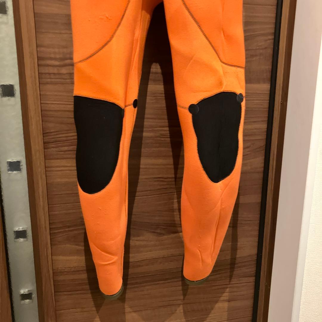 フェローウエットスーツ　fellow セミドライ5×3㎜　MLB フルスーツ