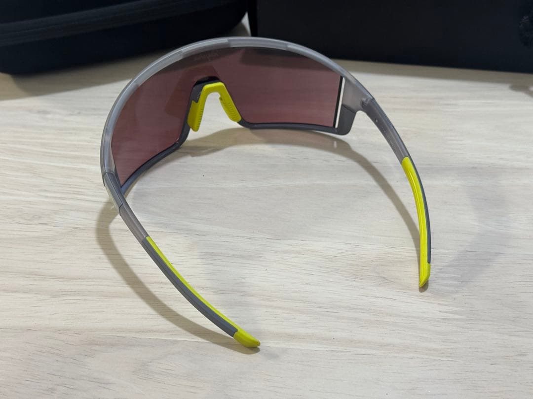 Rapha ラファ プロチーム フルフレーム グラス（ブラックミラーレンズ）