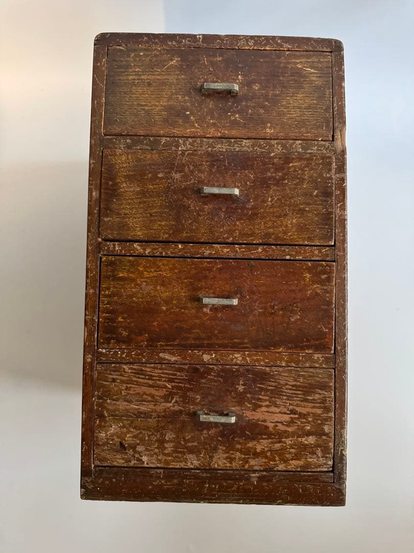 レトロな家具　引き出し　木製棚　古道具