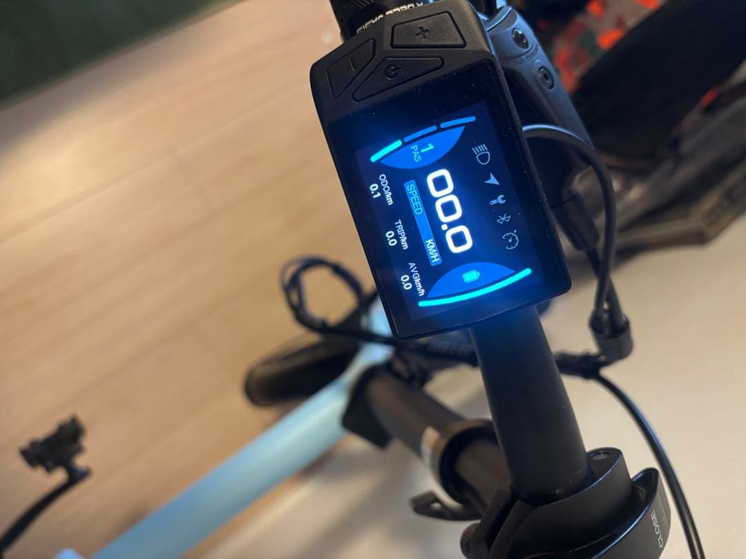 未使用　ADO Air 20 折りたたみ　電動アシスト自転車　引き取り歓迎