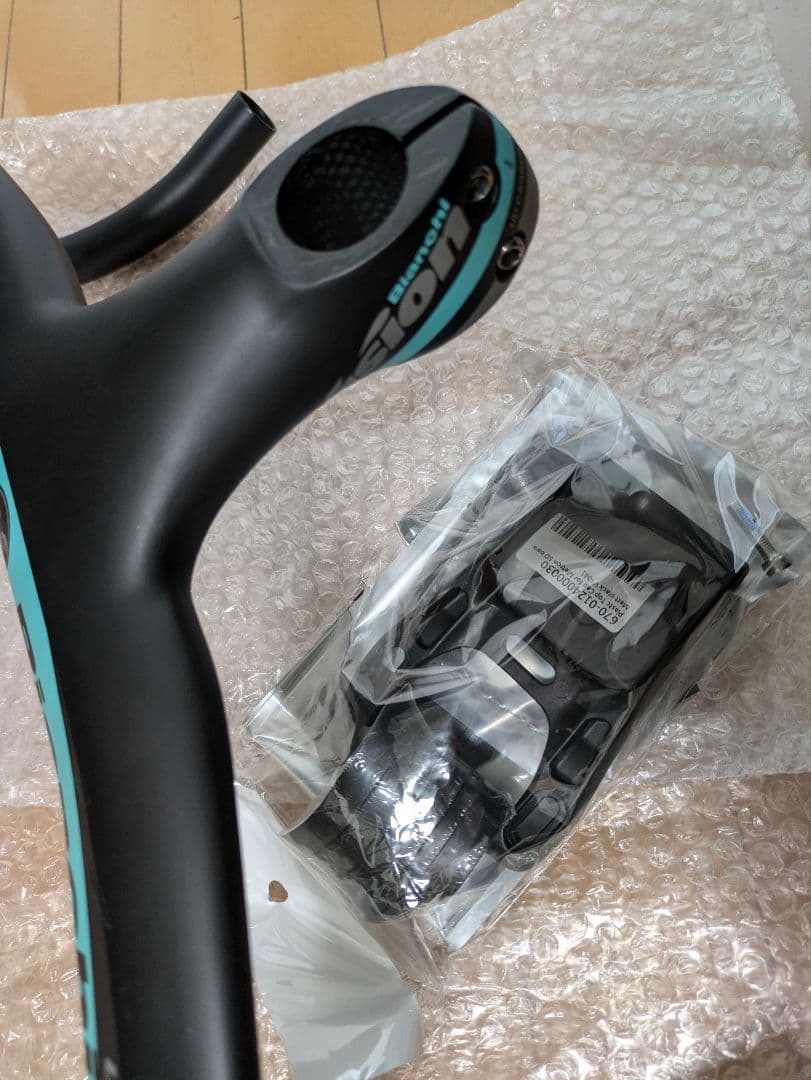 新品　 ビアンキ　ビジョン　メトロン　5D ハンドル　チェレステ 110 420