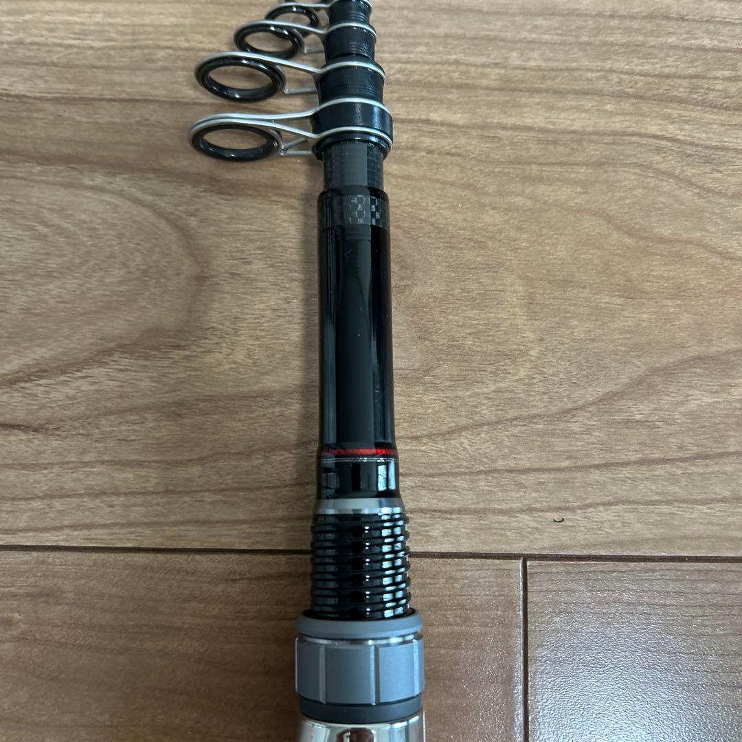 ダイワ　CROSSBEAT 907TM ダイワセミハードロッドケース付き