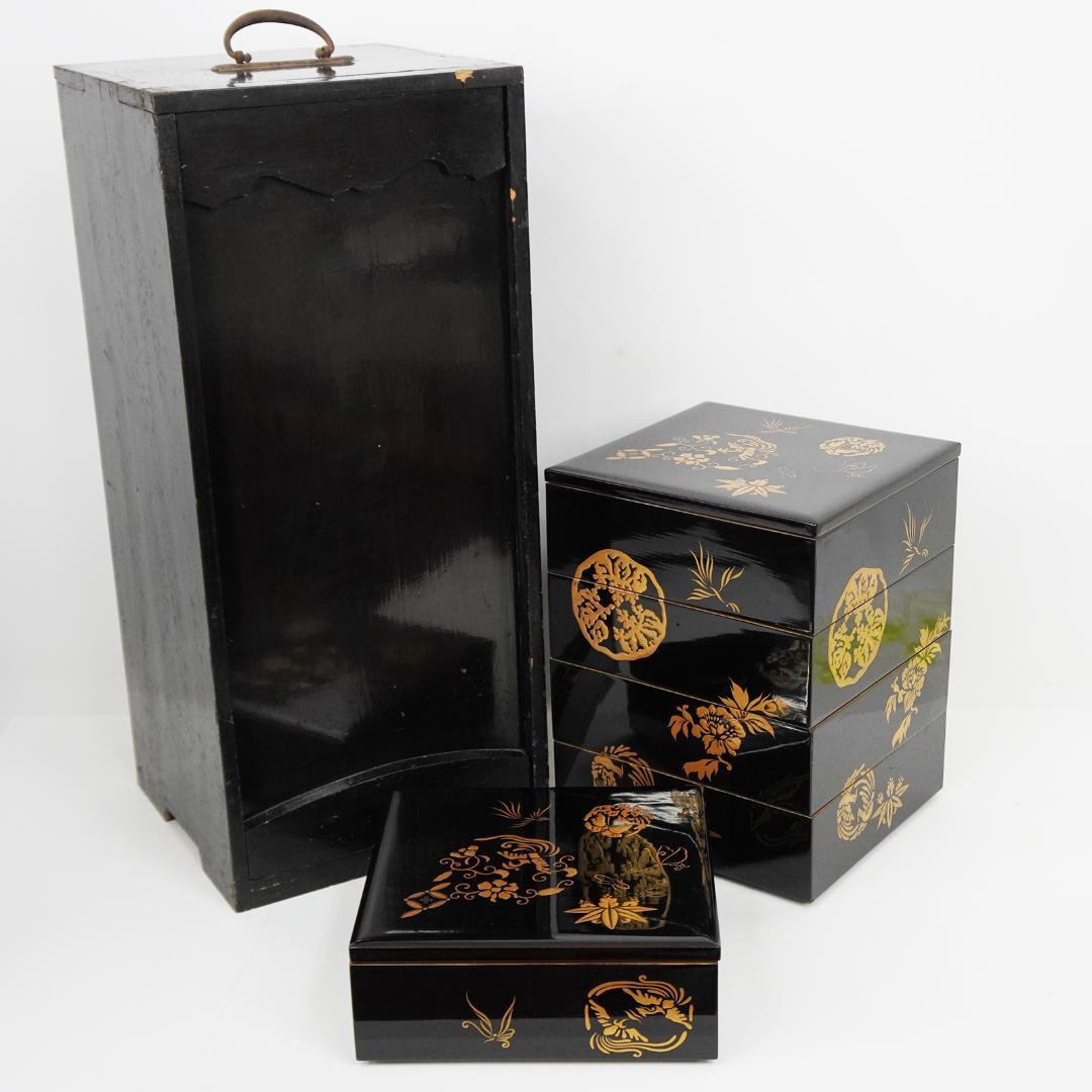 漆 蒔絵 重箱 五段 蓋2枚付き 松竹梅 縁起物 収納箱 付属 黒