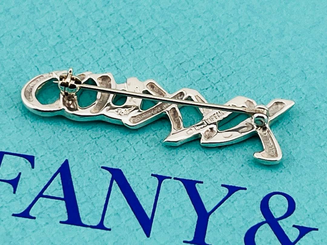 c933 ティファニー　パロマ・ピカソ　ラブ&キス　ブローチ　シルバー　925