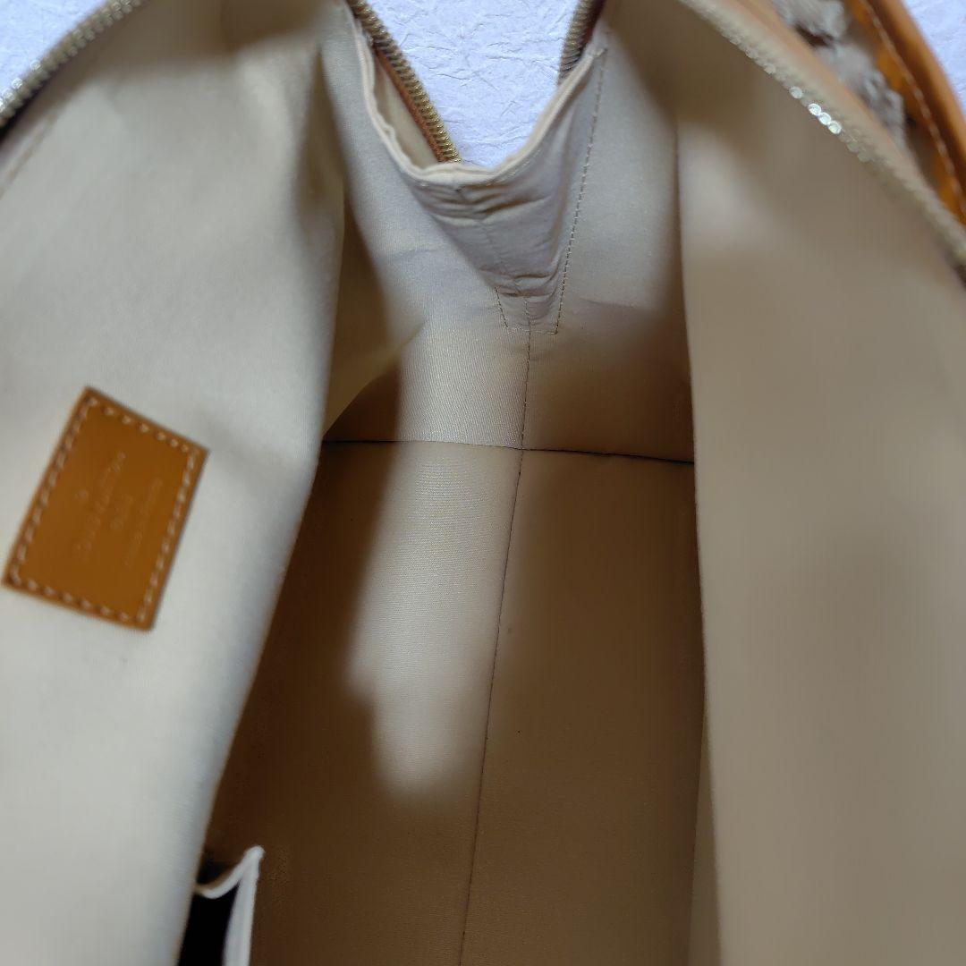 Louis Vuitton ベージュ ハンドバッグ　ルイ・ヴィトン