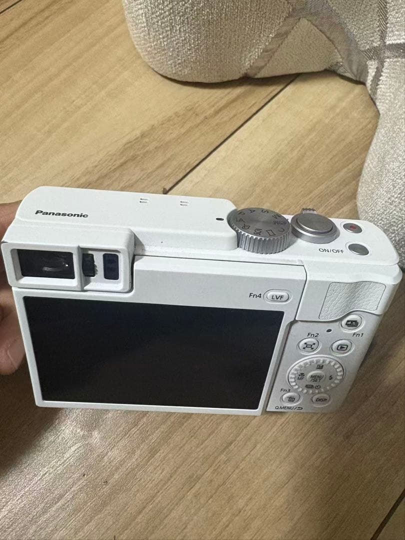 美品Panasonic Lumix ホワイト デジタルカメラ動作確認