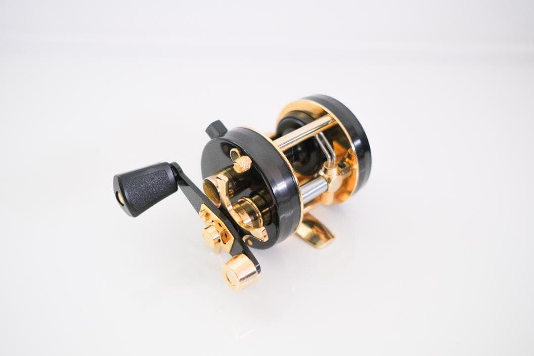 ABU Ambassadeur 2500C Deluxe未使用AN001