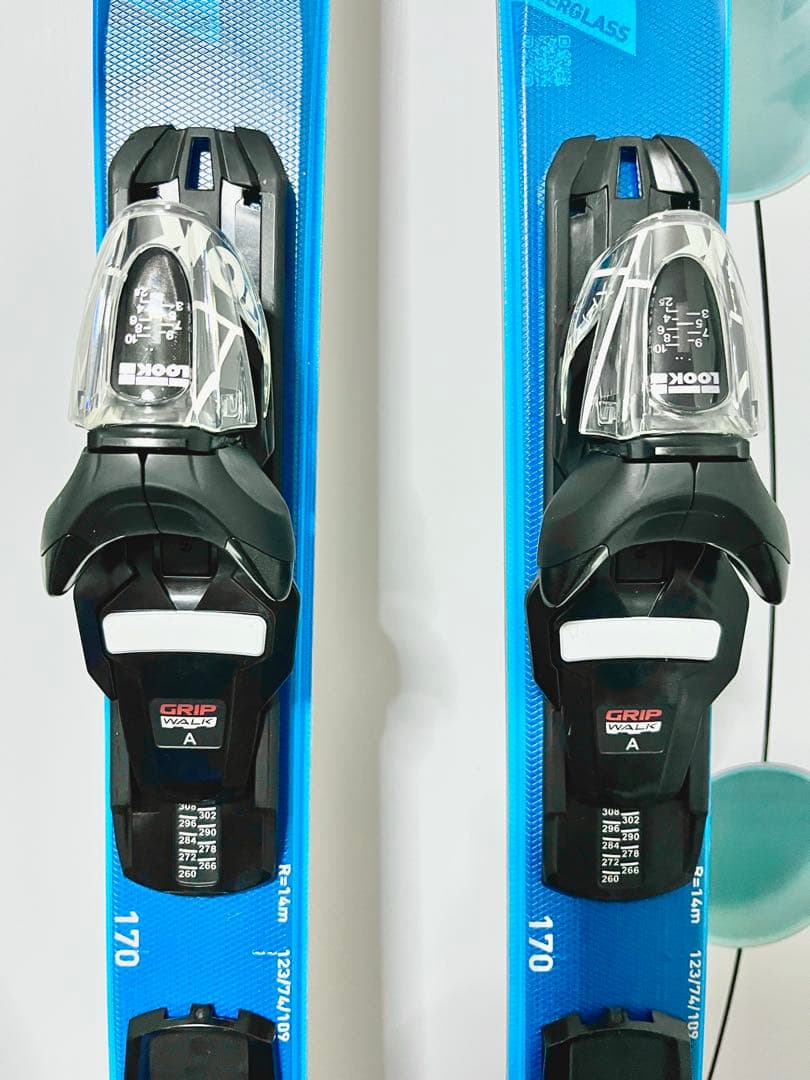 【baocaidu9】ROSSIGNOL スキーセット