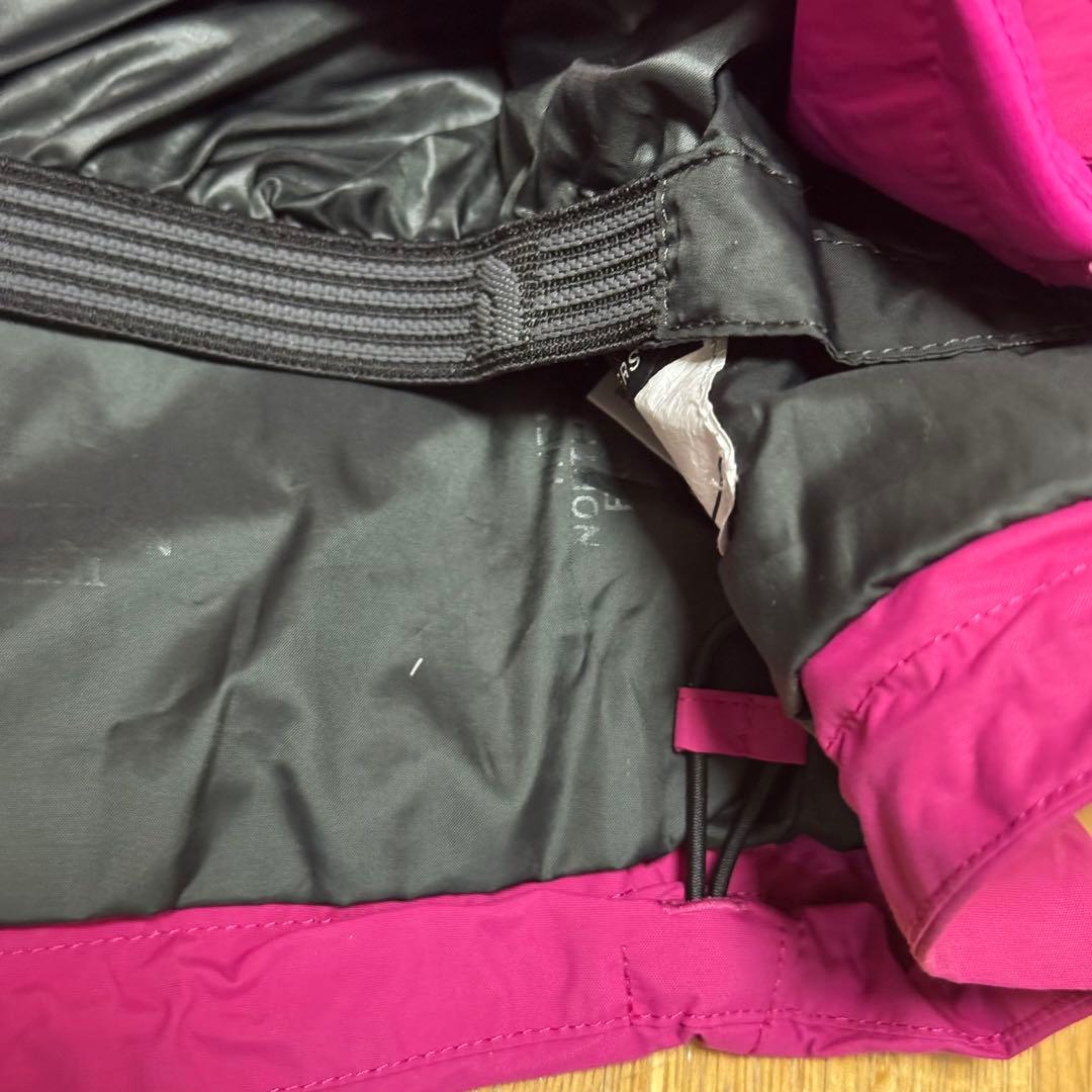 used ノースフェイス110 キッズ　スノボウェア　スキーウェア　スノーウェア