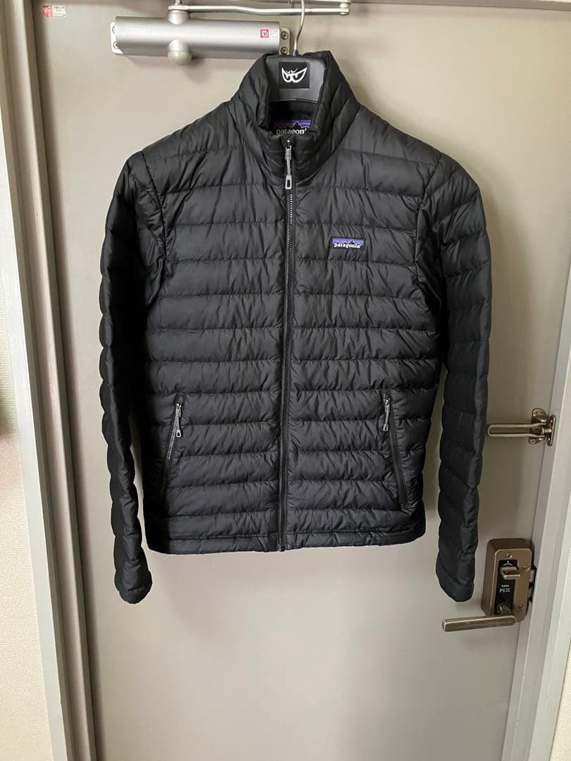Patagonia ブラック ダウンジャケット