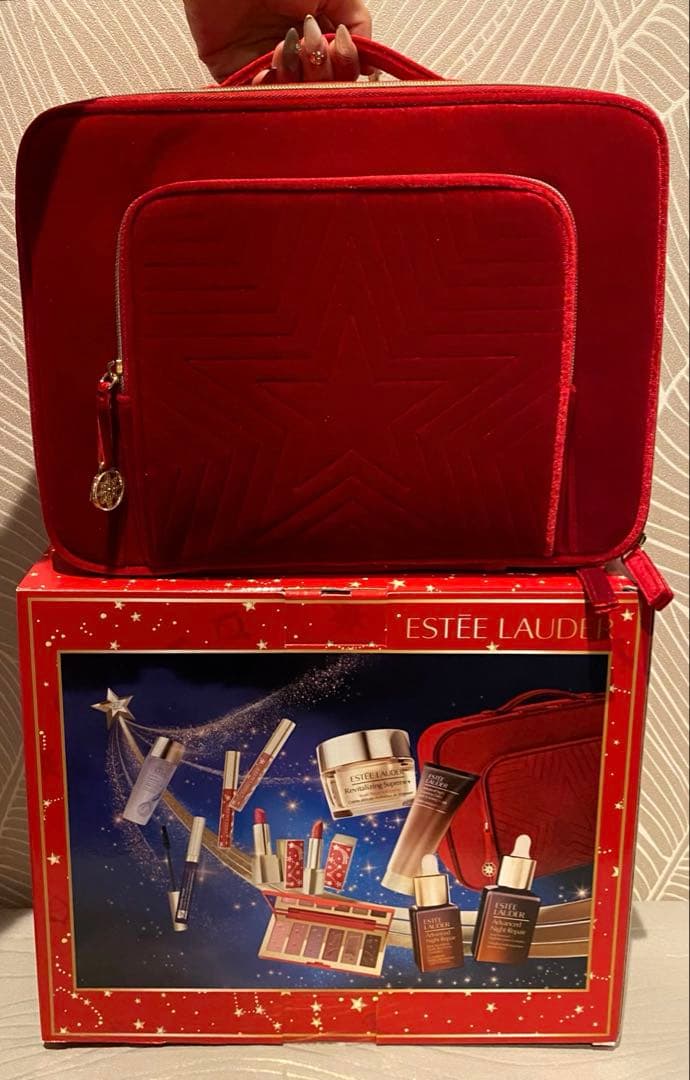 あ*い様 新品【値下げ】エスティ ローダーの2023 ホリデー コレクション煌め